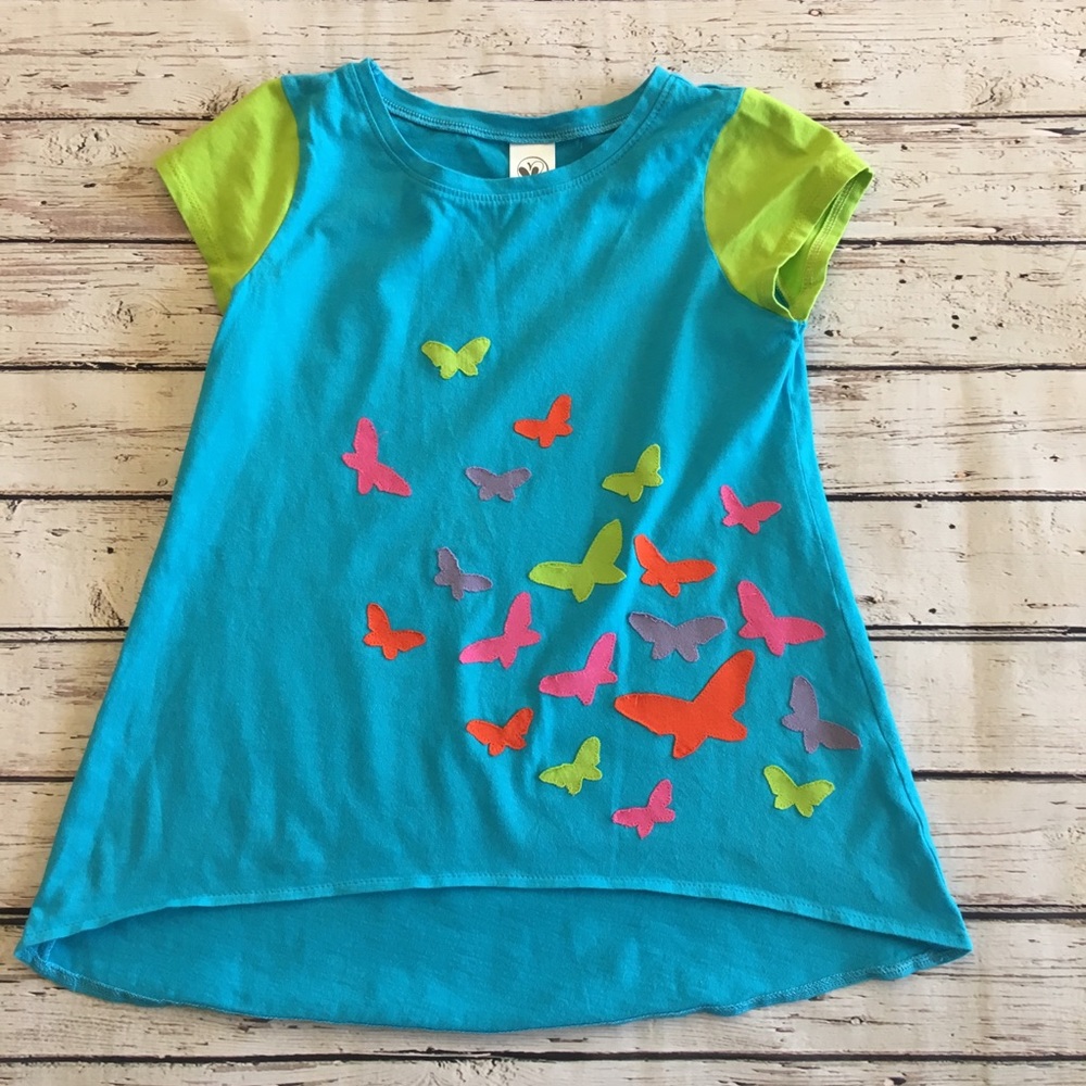 Girl & Co. Blue Butterfly Tee